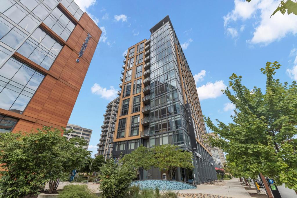 Placemakr Marymount Ballston, photo 1