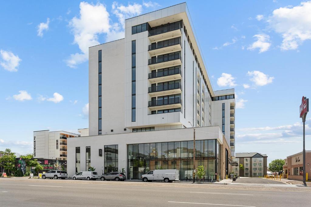 Placemakr Salt Lake City Downtown, Apartments by Hilton photo 3