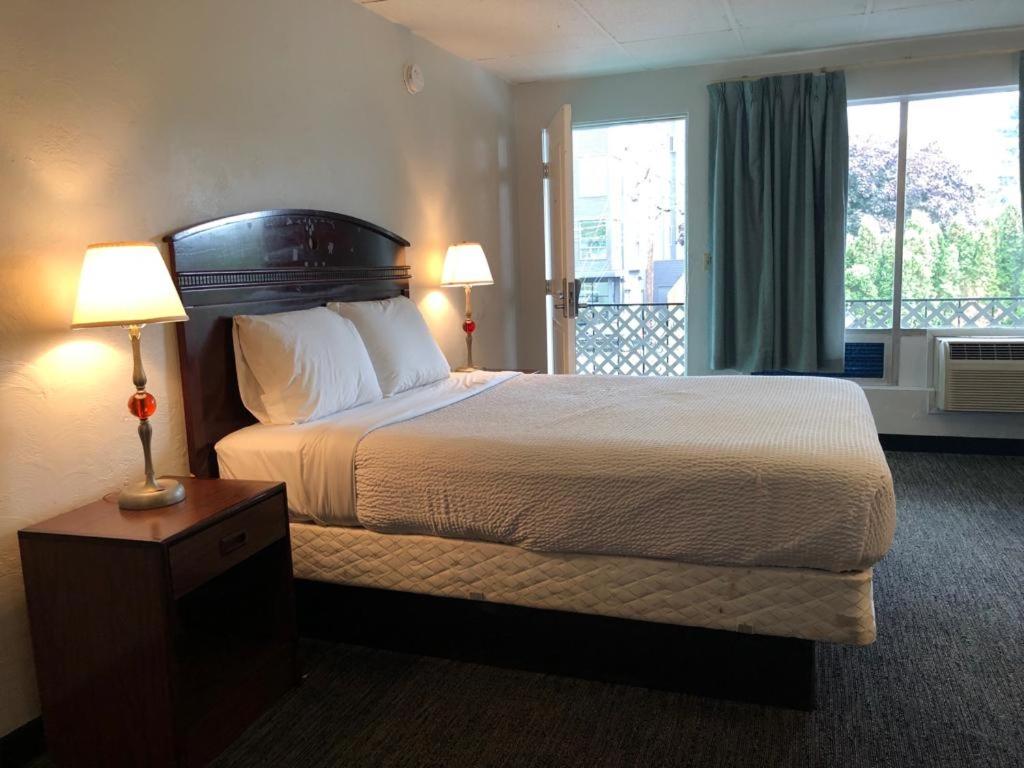 Portland Super Value Inn photo 4