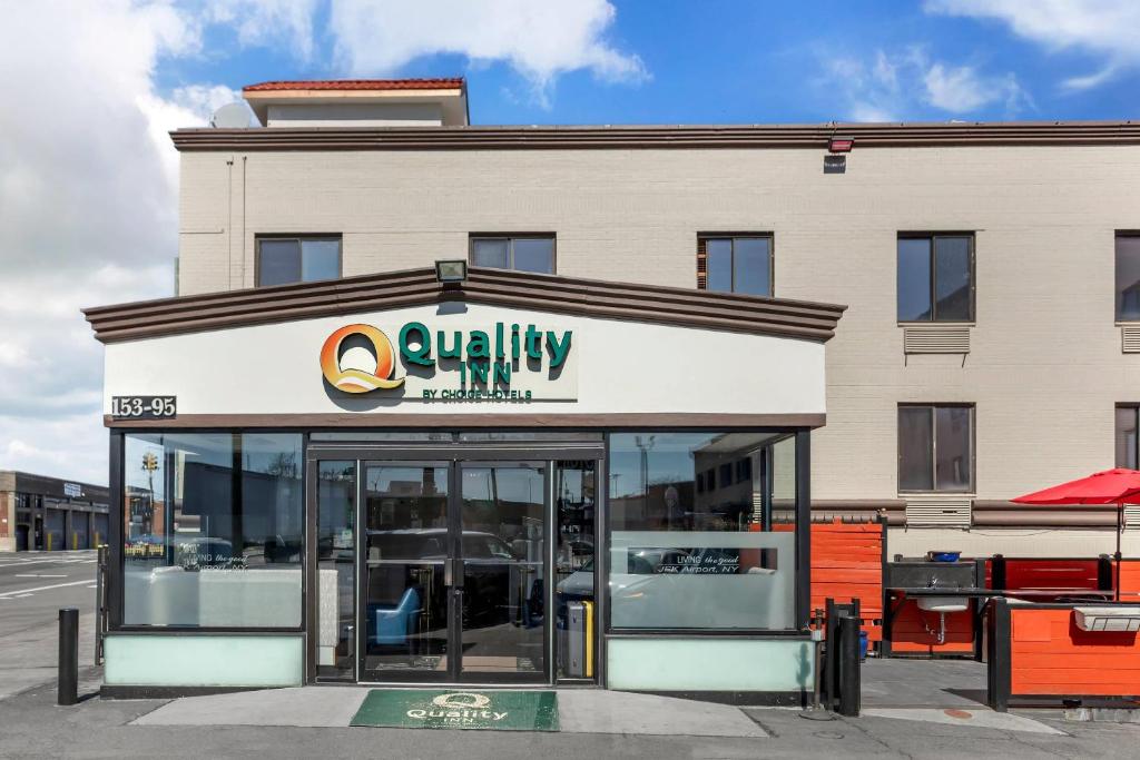Quality Inn JFK Airport Rockaway Blvd, photo 1