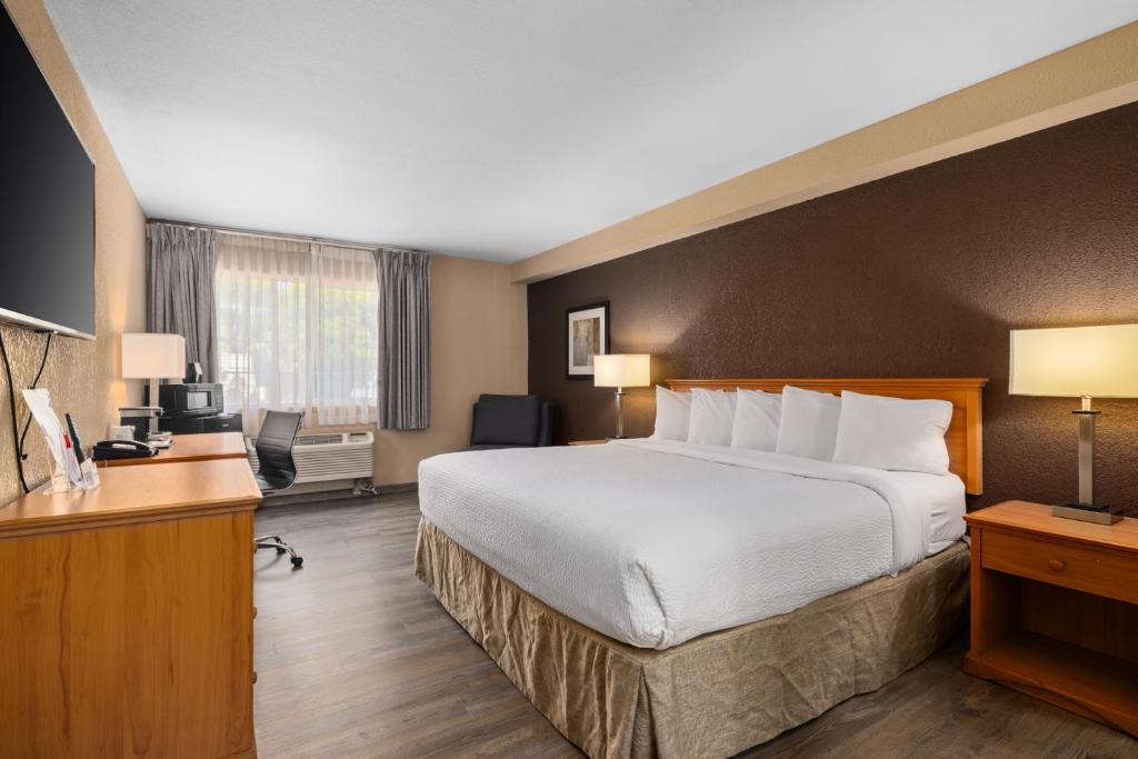 Ramada by Wyndham Portland, photo 1