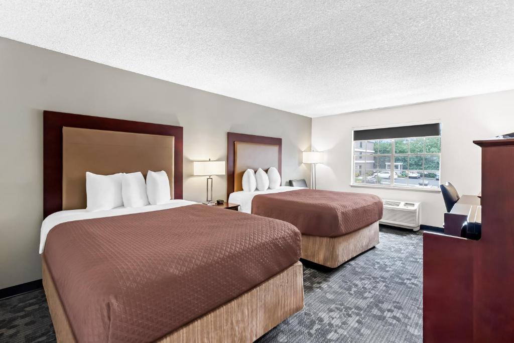 Red Lion Hotel Portland Airport photo 2