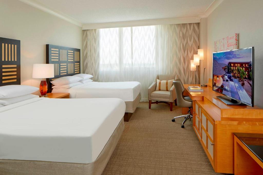 Renaissance Orlando Airport Hotel photo 2