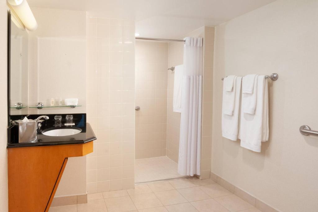 Renaissance Orlando Airport Hotel photo 3
