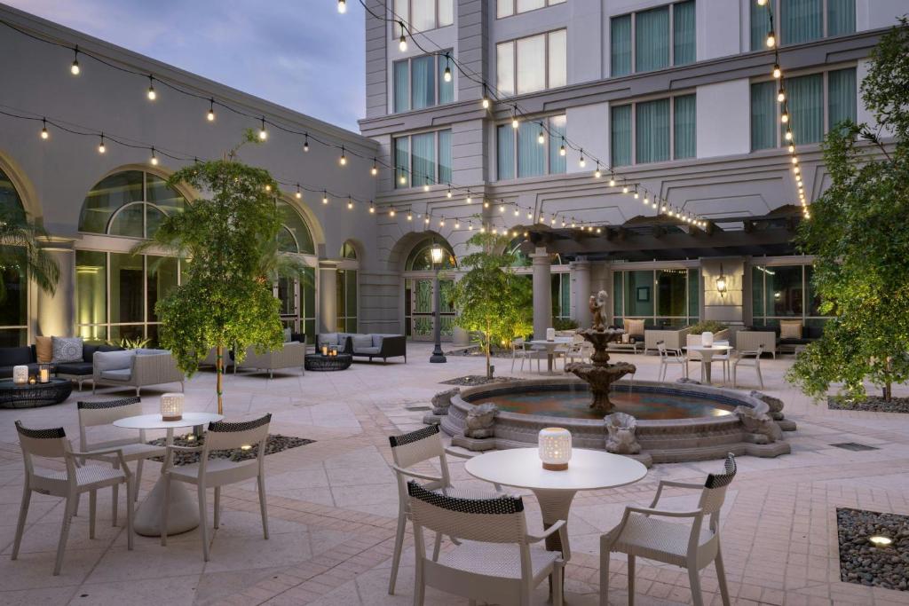 Renaissance Tampa International Plaza Hotel, photo 1