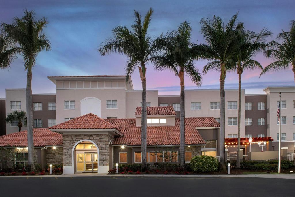 Residence Inn by Marriott Fort Lauderdale Airport & Cruise Port photo 2