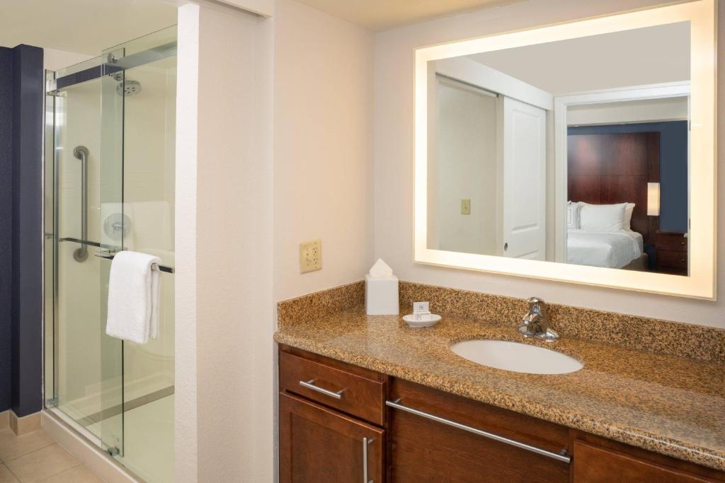 Residence Inn by Marriott Miami Airport photo 3