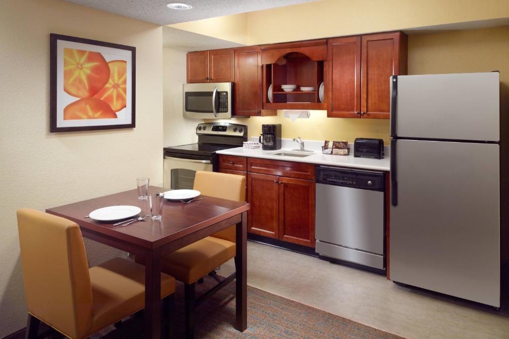 Residence Inn by Marriott Nashville Airport photo 4