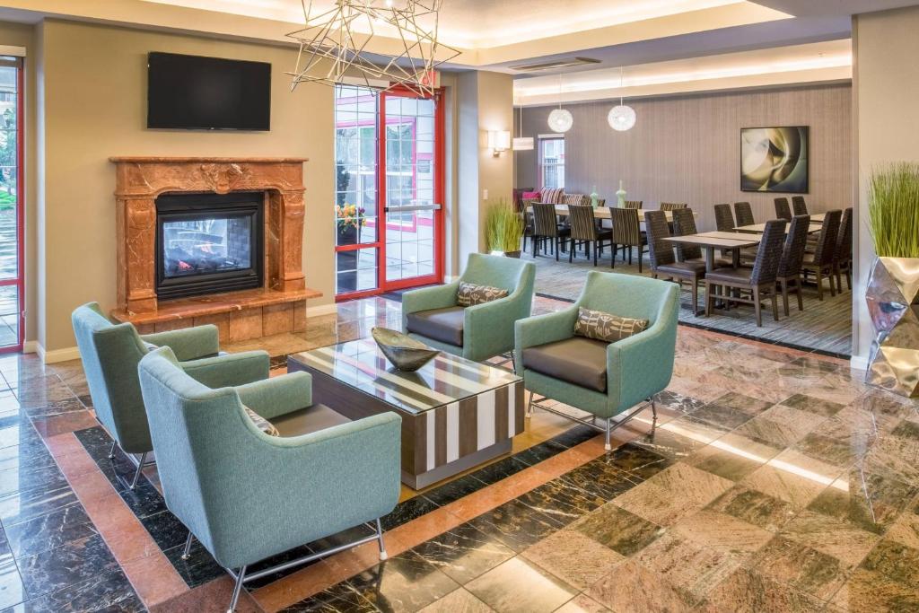 Residence Inn by Marriott Portland North photo 3
