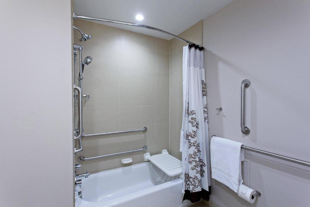 Residence Inn by Marriott Seattle Sea-Tac Airport photo 3