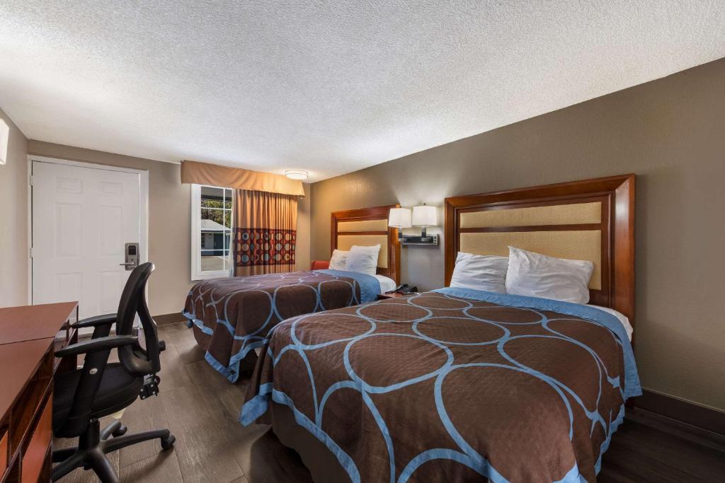 Rodeway Inn Charlotte Airport Area photo 2