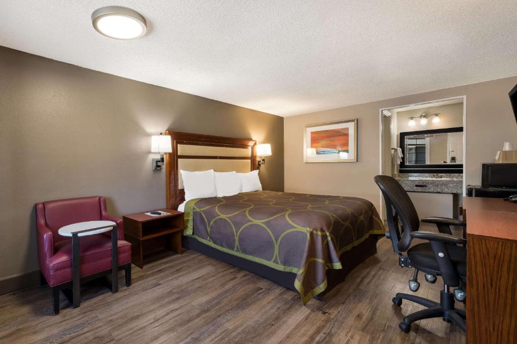 Rodeway Inn Charlotte Airport Area photo 4