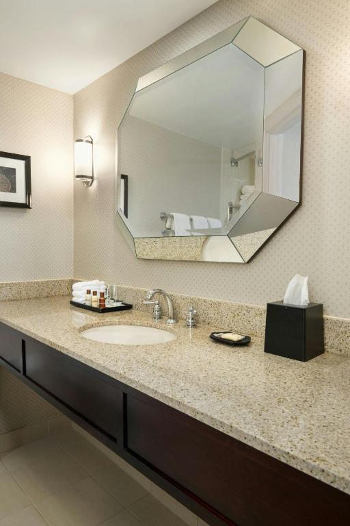 Sheraton Charlotte Airport photo 3
