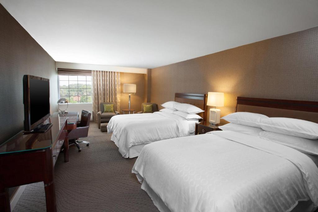 Sheraton Pittsburgh Airport Hotel photo 2