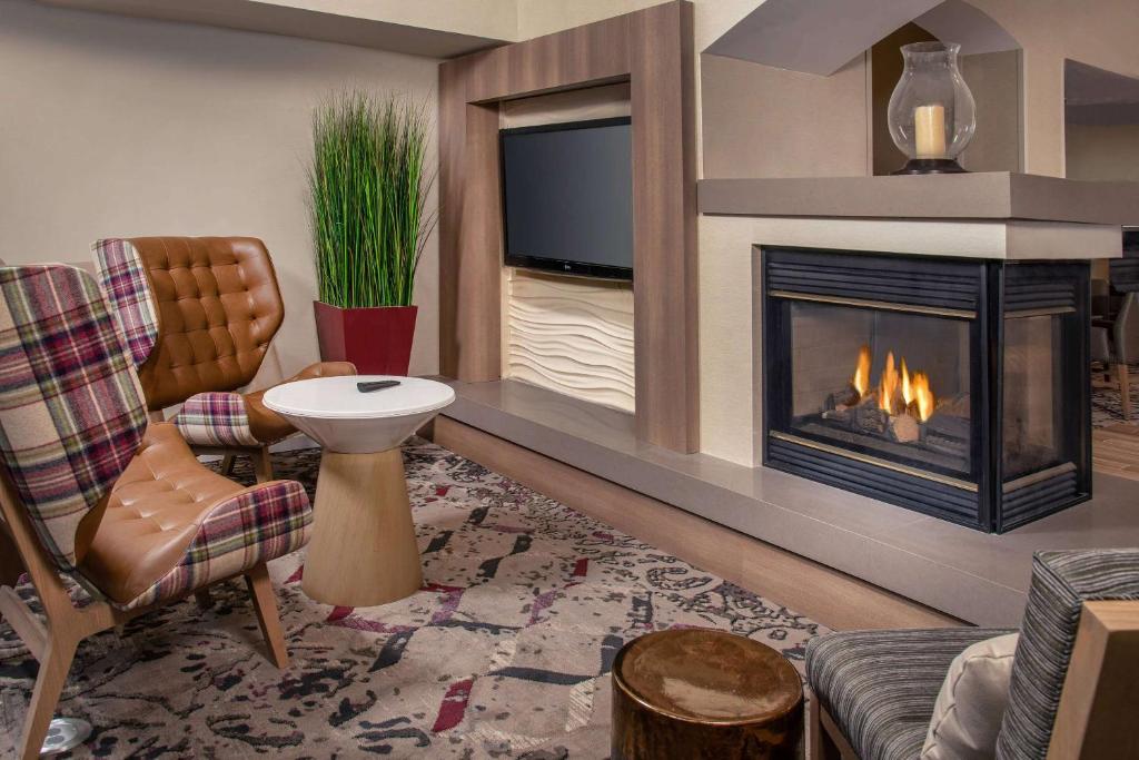 Sonesta ES Suites Baltimore BWI Airport photo 3