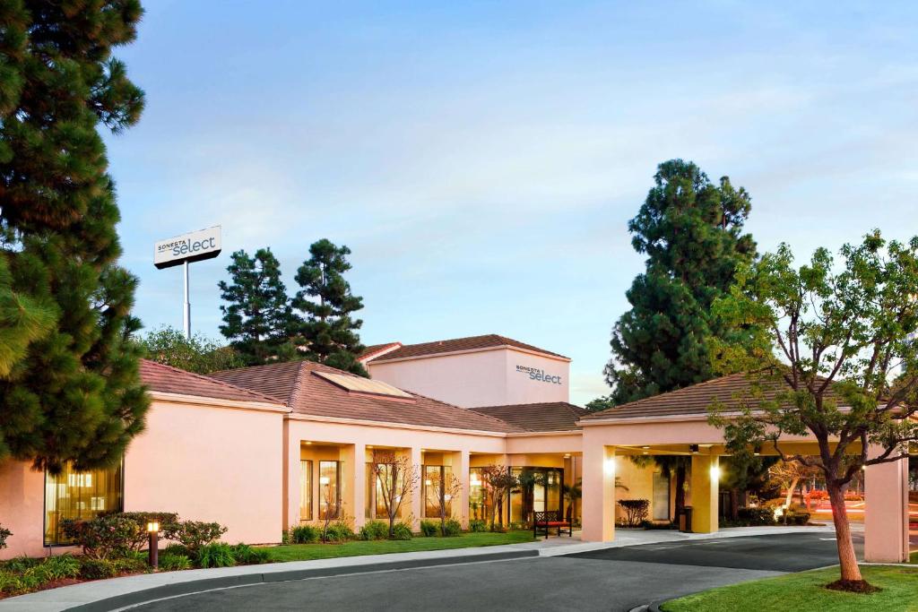 Sonesta Select Los Angeles LAX El Segundo, photo 1