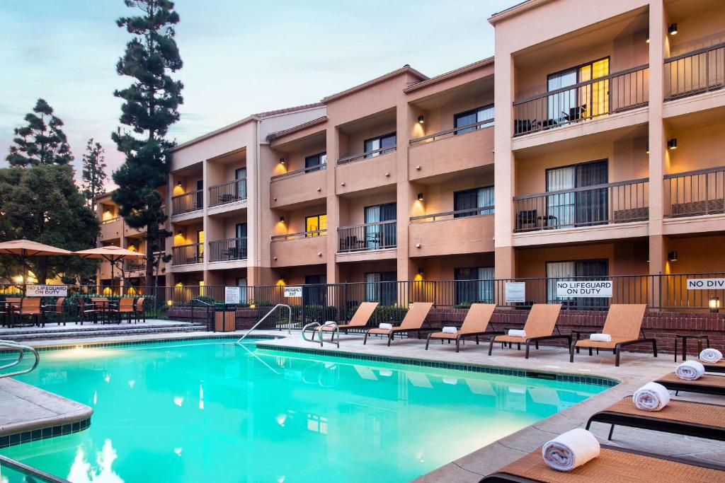 Sonesta Select Los Angeles LAX El Segundo photo 2