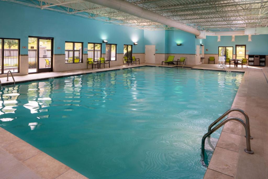Sonesta Select Nashville Airport Suites photo 2