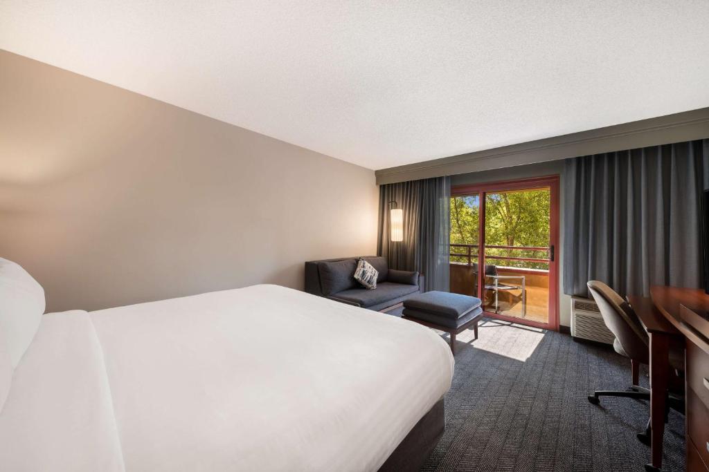Sonesta Select San Jose Airport photo 3