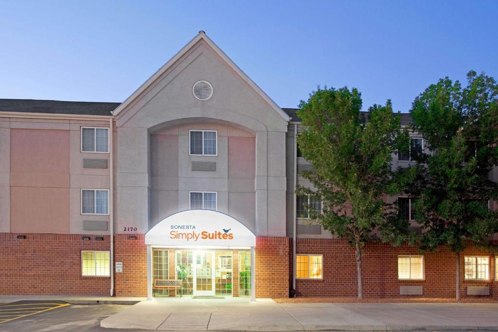 Sonesta Simply Suites Salt Lake City Airport, photo 1