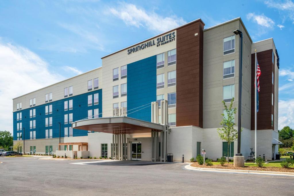 SpringHill Suites by Marriott Charlotte Airport Lake Pointe, photo 1
