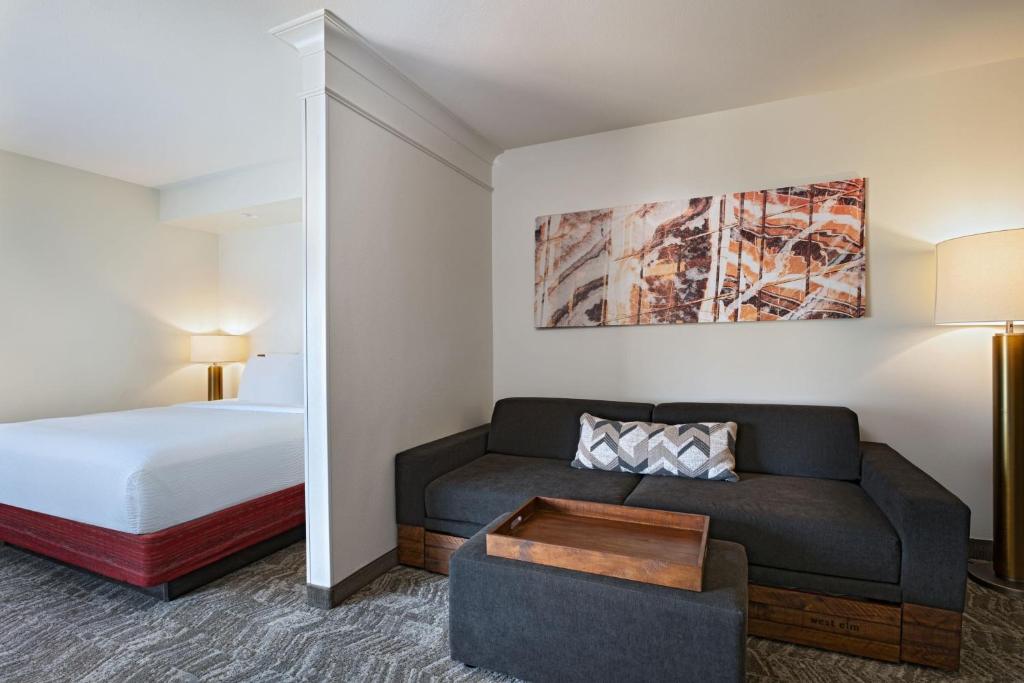 SpringHill Suites by Marriott Dallas DFW Airport East Las Colinas Irving photo 2