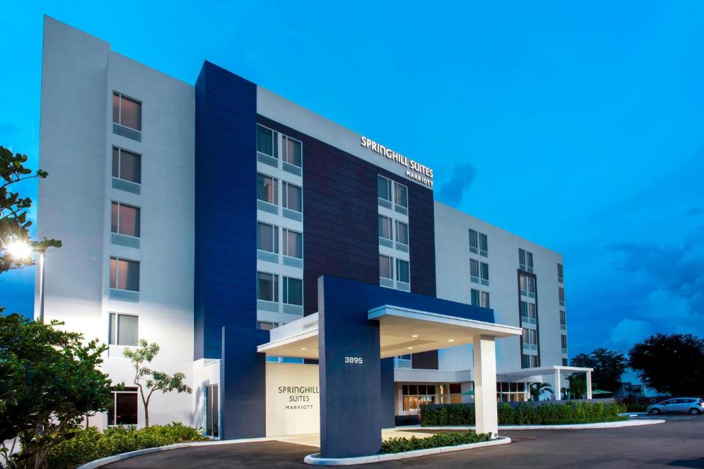 SpringHill Suites by Marriott Miami Doral photo 2