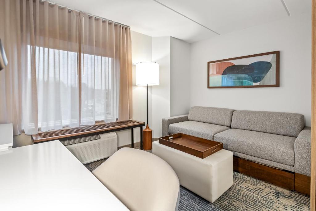 SpringHill Suites by Marriott Pittsburgh Airport photo 3