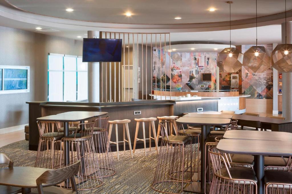 SpringHill Suites by Marriott Salt Lake City Airport, photo 1