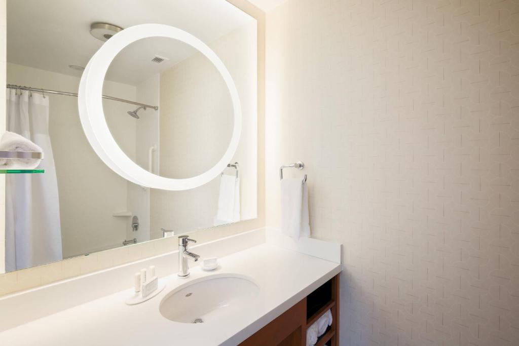 SpringHill Suites by Marriott San Jose Airport photo 3