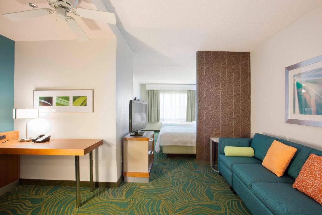 SpringHill Suites Phoenix Tempe Airport photo 2