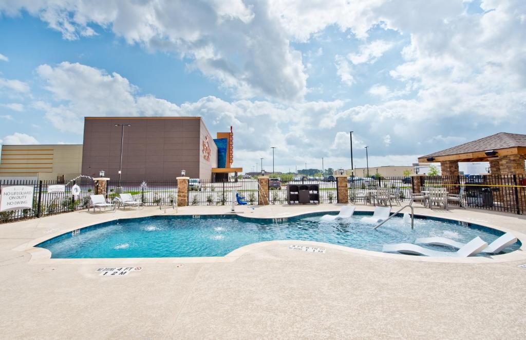 Staybridge Suites Houston - Humble Beltway 8 E by IHG photo 4