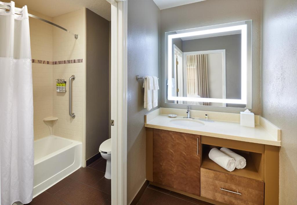 Staybridge Suites Orlando South by IHG photo 3