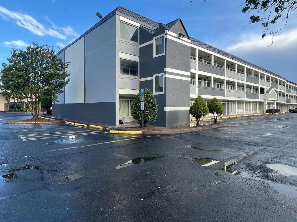 Studio 6 Charlotte, NC – Airport South, photo 1