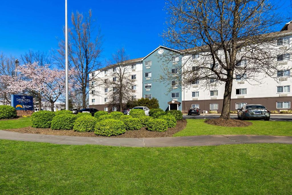 Suburban Studios Sterling - Washington Dulles, photo 1