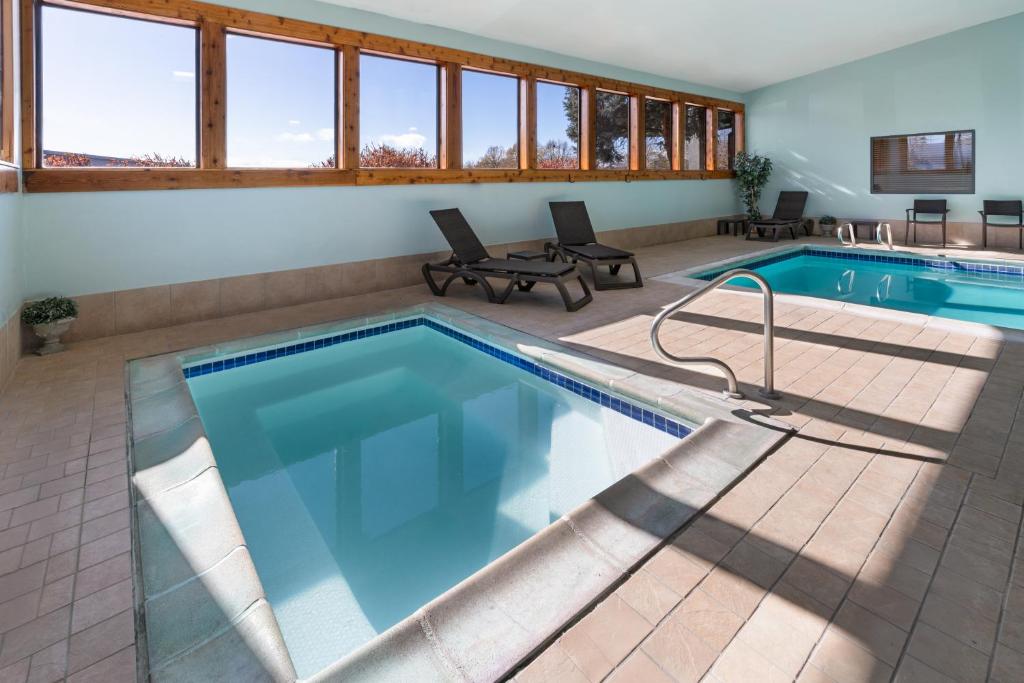 SYLO Hotel Denver Airport, a Ramada by Wyndham photo 4
