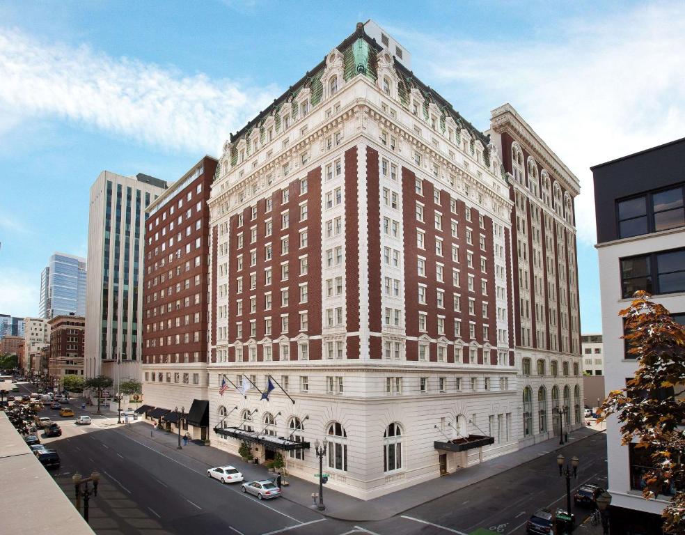 The Benson Portland, Curio Collection by Hilton, photo 1