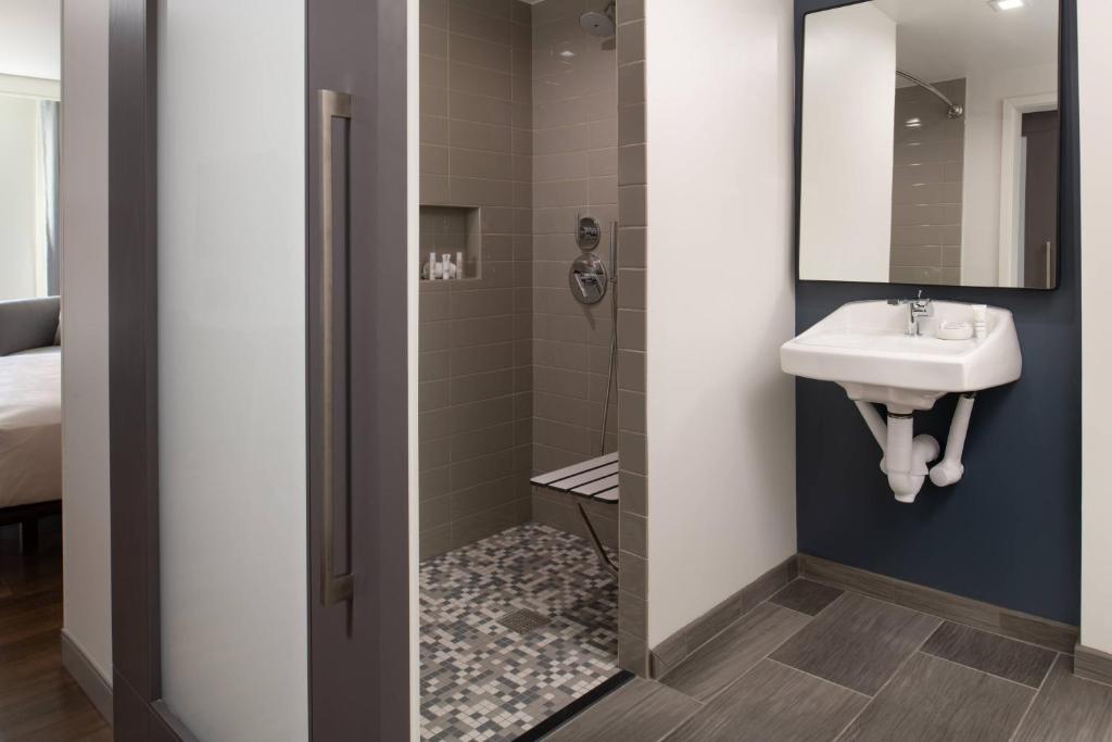 The Bidwell Marriott Portland photo 3
