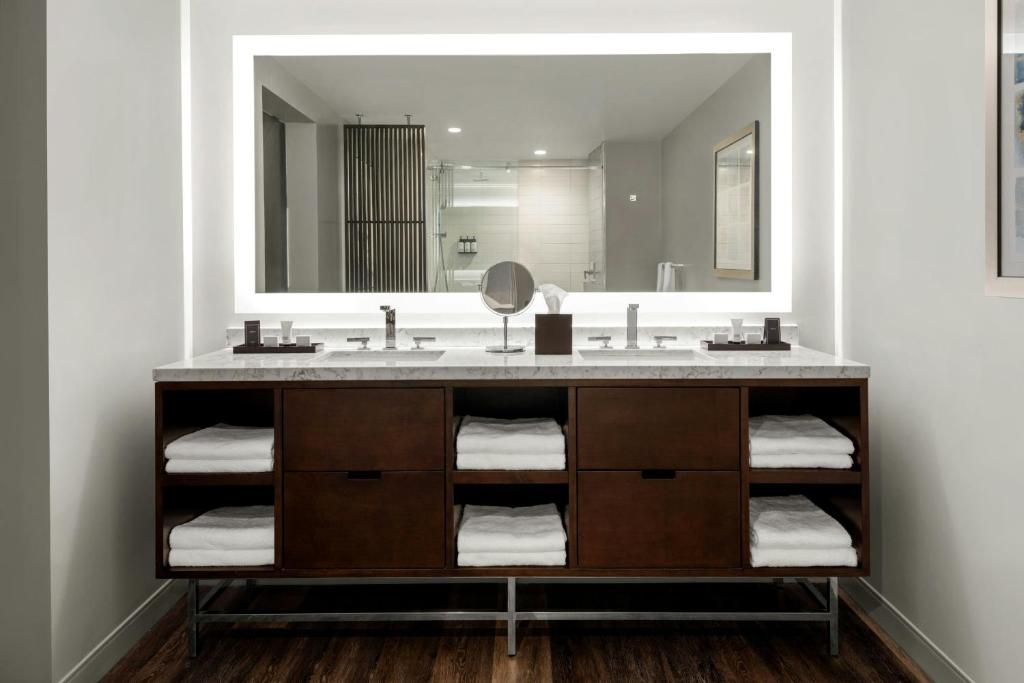 The CURRENT Hotel, Autograph Collection photo 3