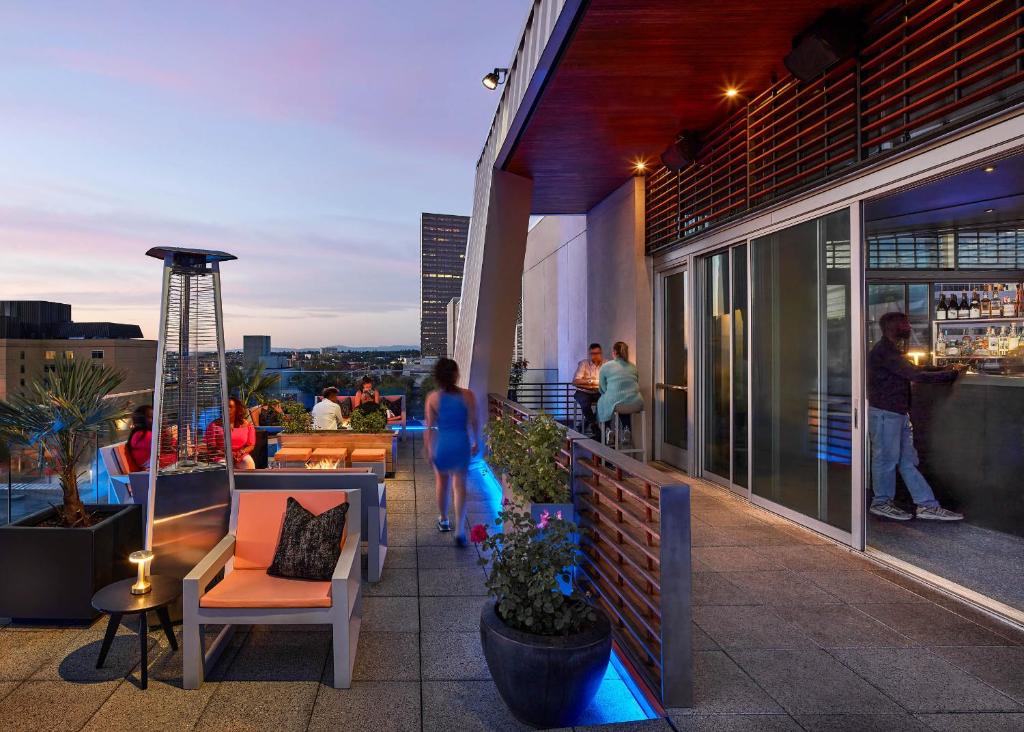 The Nines, a Luxury Collection Hotel, Portland photo 2