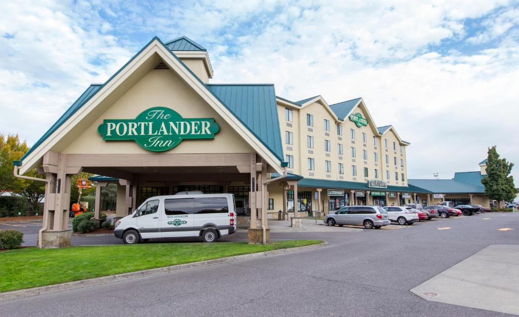 The Portlander Inn and Marketplace photo 2