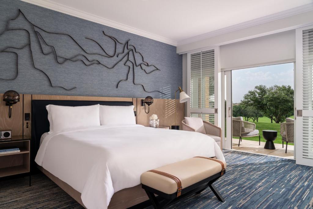 The Ritz-Carlton Dallas, Las Colinas photo 2
