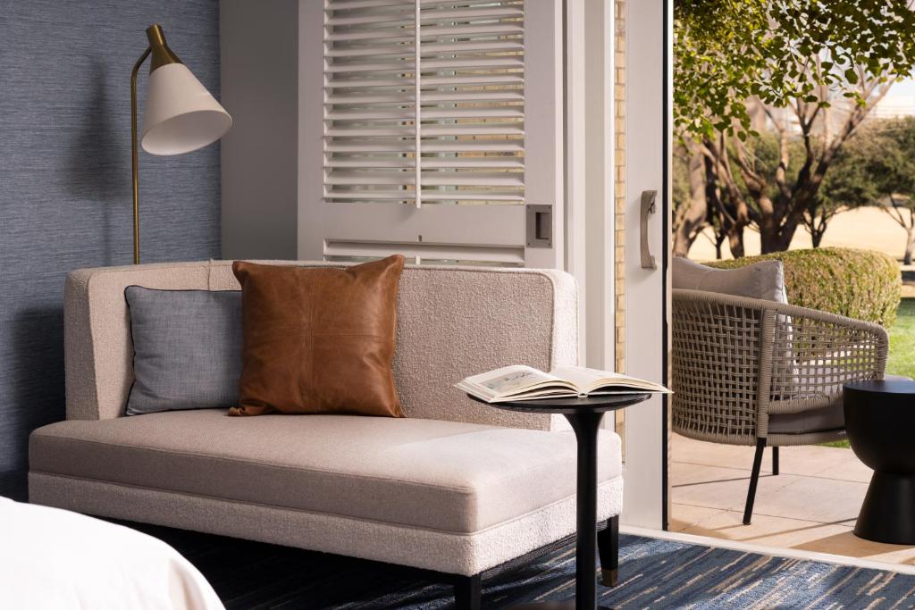 The Ritz-Carlton Dallas, Las Colinas photo 3