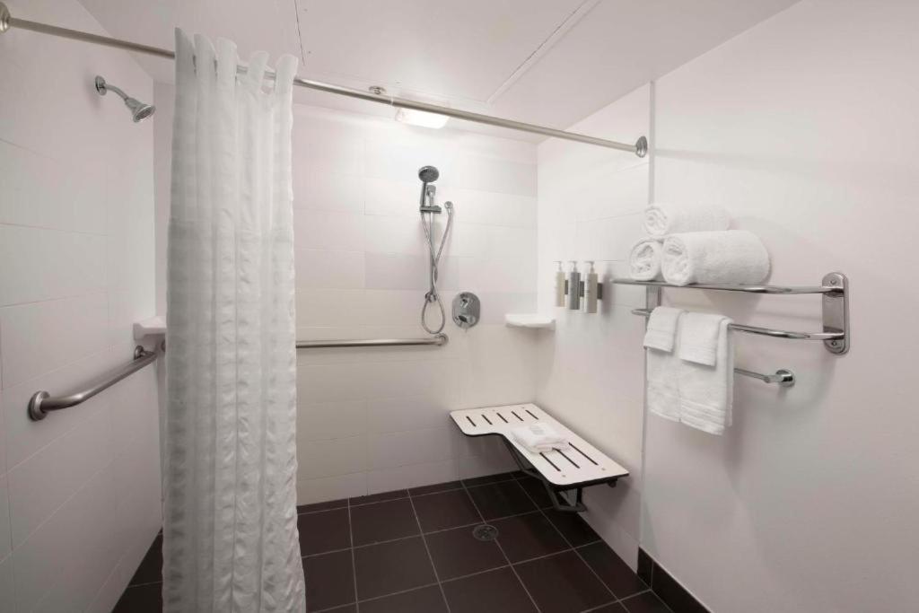 The Signature Suites photo 3
