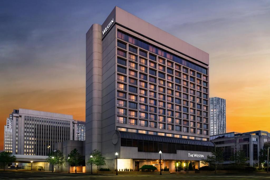 The Westin Crystal City Reagan National Airport photo 3