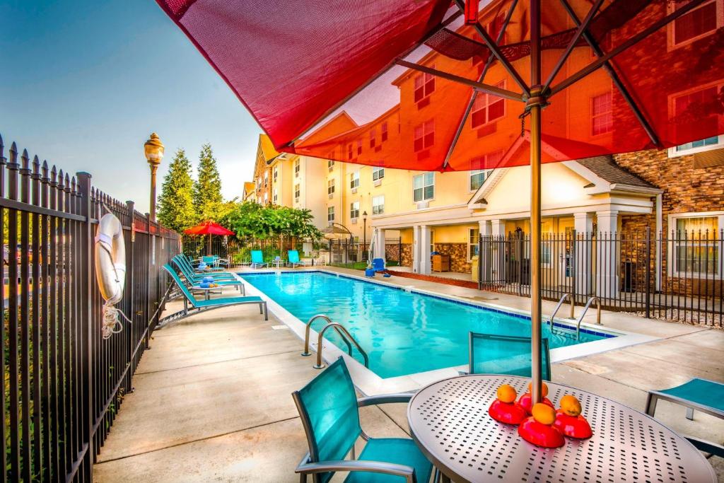 TownePlace Suites by Marriott Baltimore BWI Airport photo 4