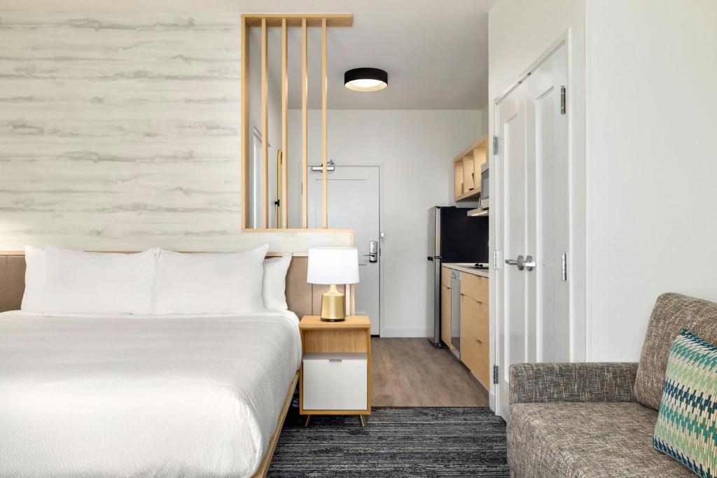 TownePlace Suites by Marriott Humble Intercontinental Airport photo 2
