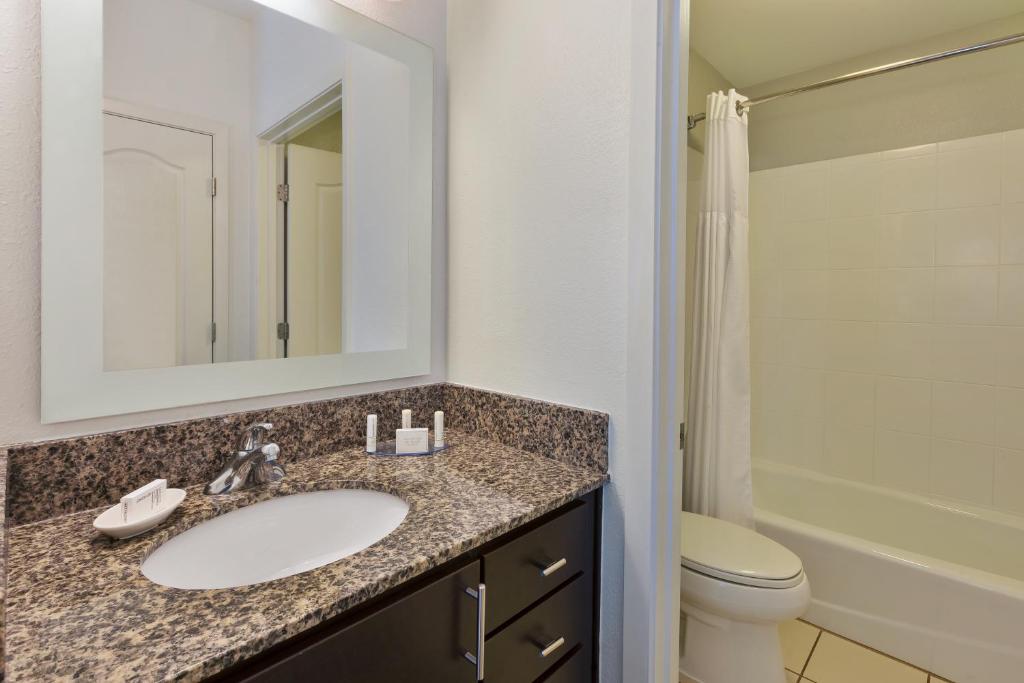 TownePlace Suites by Marriott Nashville Airport photo 4