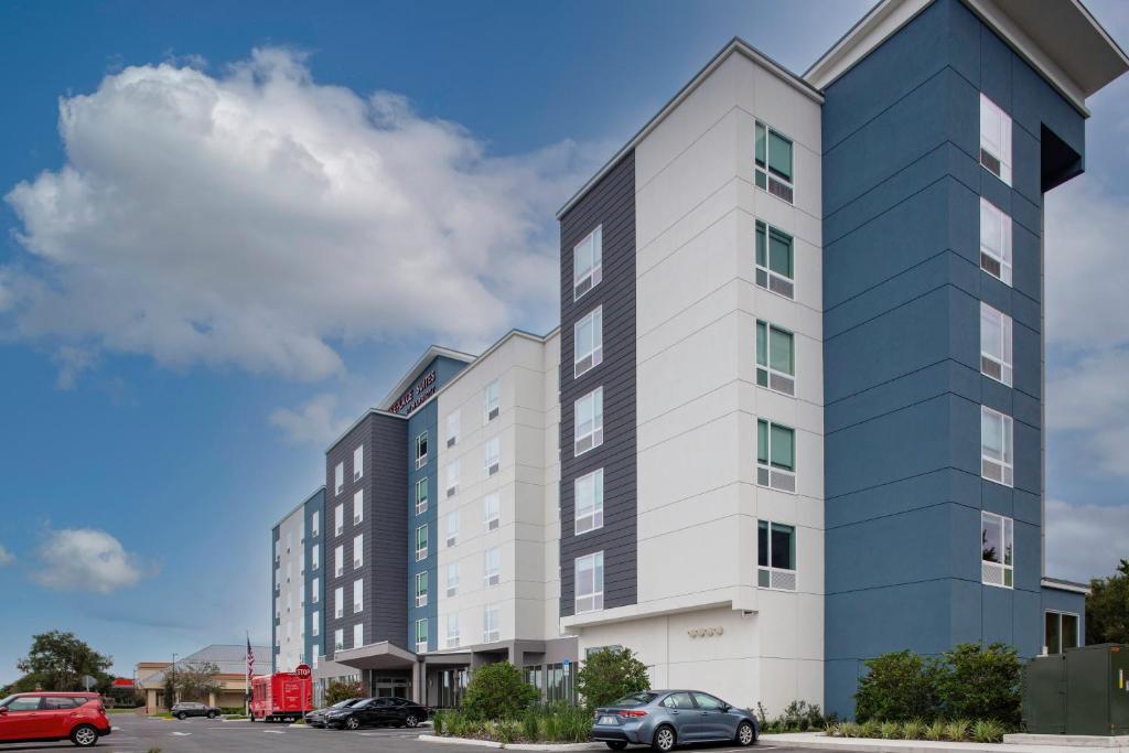 TownePlace Suites by Marriott Orlando Airport photo 2