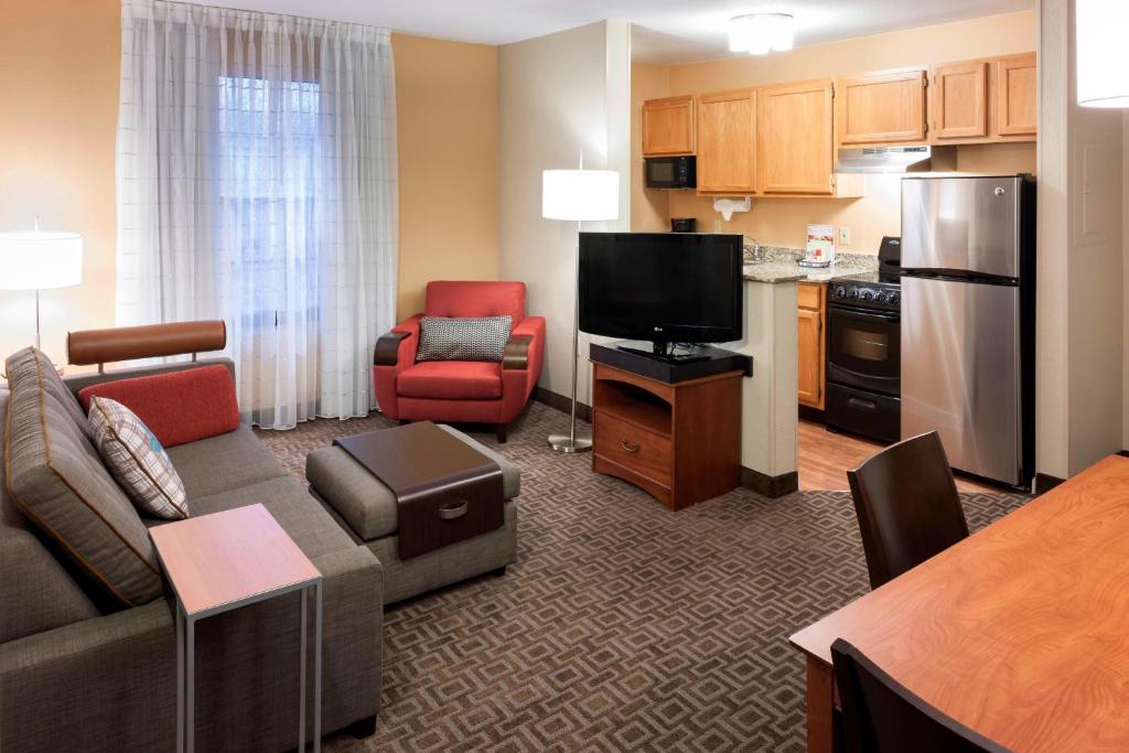 TownePlace Suites Dallas Las Colinas, photo 1